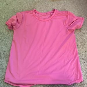 hot pink lululemon shirt